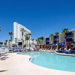 Üdülőközpont Tropicana Vegas A Doubletree By Hilton & Casino - Free Parking